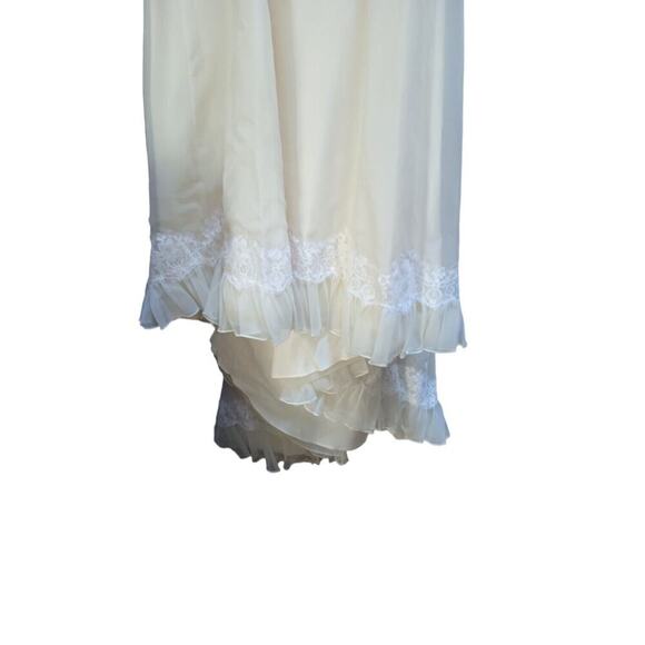 Vintage 1970s NWT ILGWU Ivory Wedding Dress Empire Waist Train Lace Fit As 4 - Picture 13 of 16